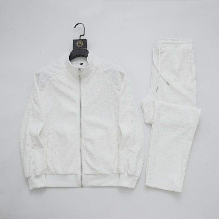 Picture of Dior Sweater Suits _SKUDiorM-3XL25wx26238484